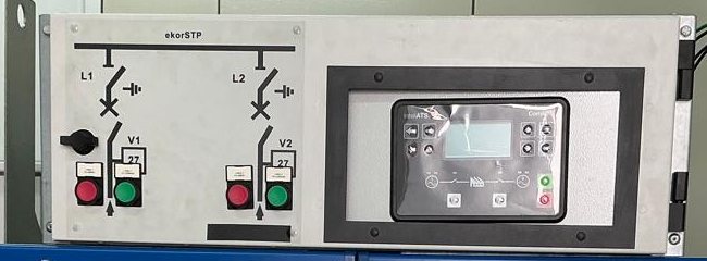 Frente de la celda con el nuevo relé de transferencia instalado